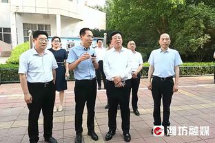 Ins突破4400万粉丝，小熊晒潮男穿搭照送上感谢：谢谢大家？